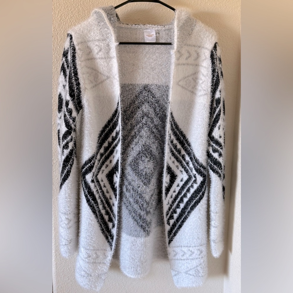 Patterned Women’s Cardigan for sale - size S - brand new never worn
